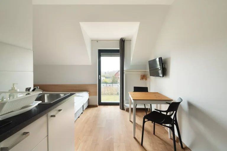 domki-do-wynajecia-w-Debkach-studio3